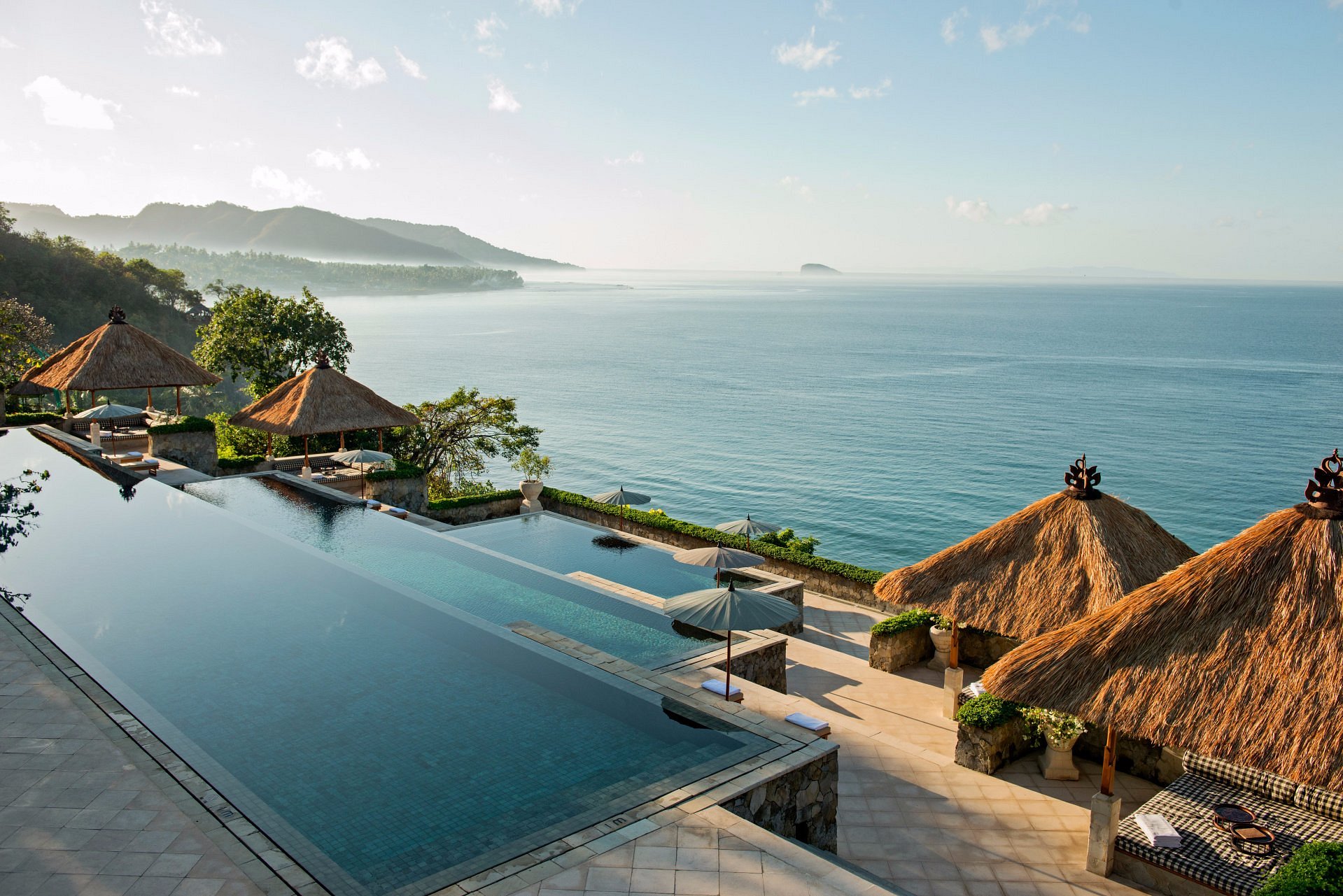 amankila-three-tiered villa
